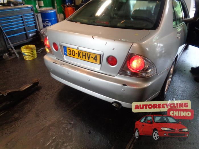 Lexus IS 200 2.0 24V Sloopvoertuig (2003, Grijs)