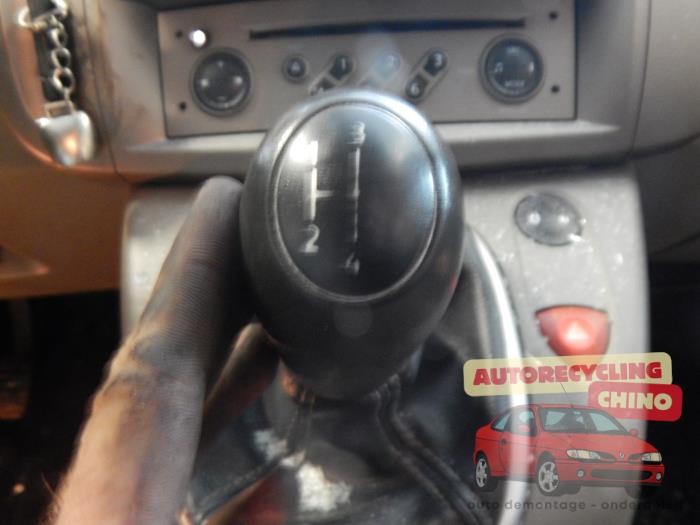 Renault Scénic II 1.6 16V Sloopvoertuig (2006, Zwart)