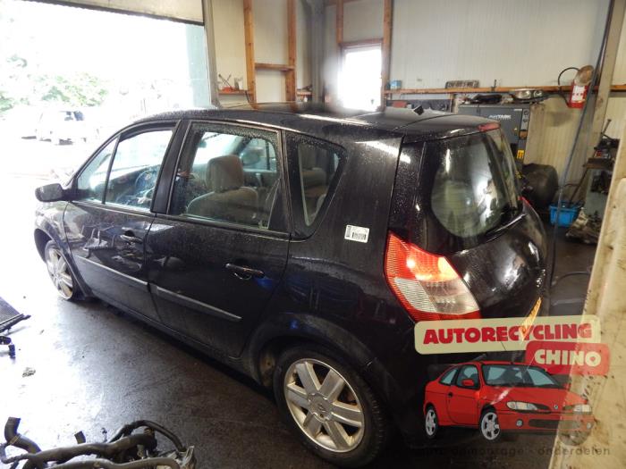Renault Scénic II 1.6 16V Sloopvoertuig (2006, Zwart)