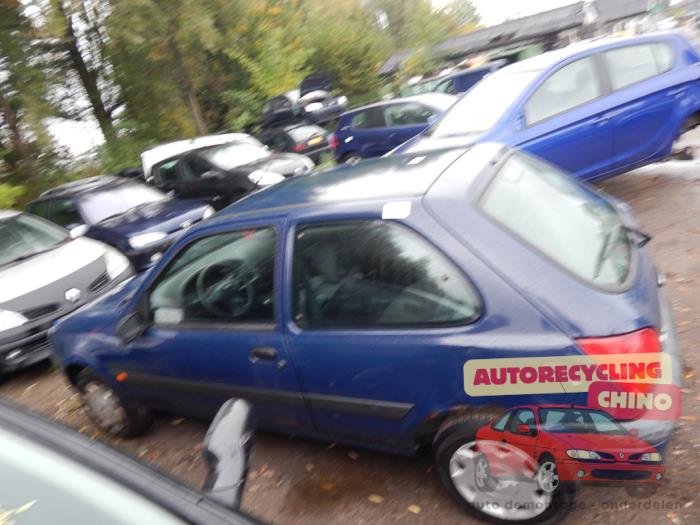 Ford Fiesta 4 1.3i Sloopvoertuig (2001, Blauw)