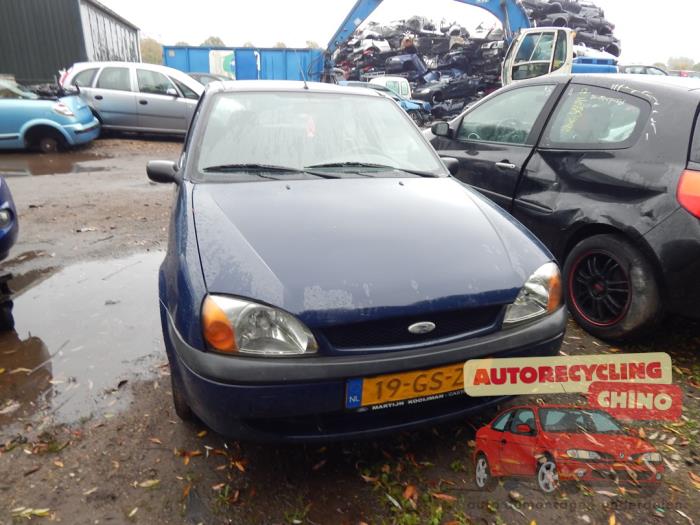 Ford Fiesta 4 1.3i Sloopvoertuig (2001, Blauw)