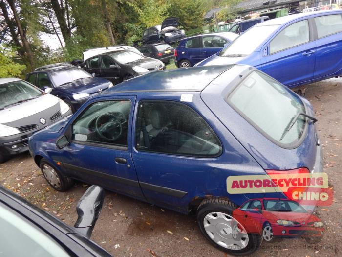 Ford Fiesta 4 1.3i Sloopvoertuig (2001, Blauw)