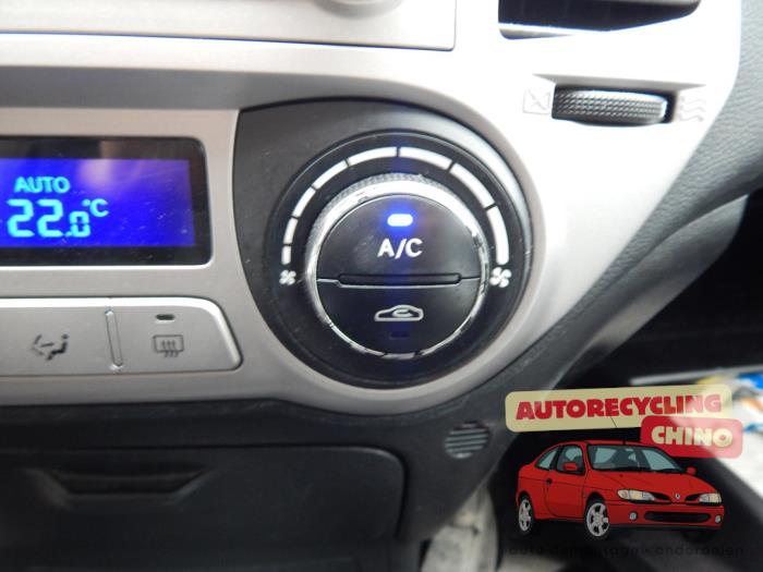 Hyundai i20 1.4 CRDi 16V Sloopvoertuig (2010, Blauw)