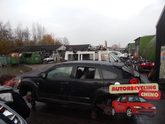 Dodge Caliber 2.0 CRD 16V Sloopvoertuig (2006, Zwart)