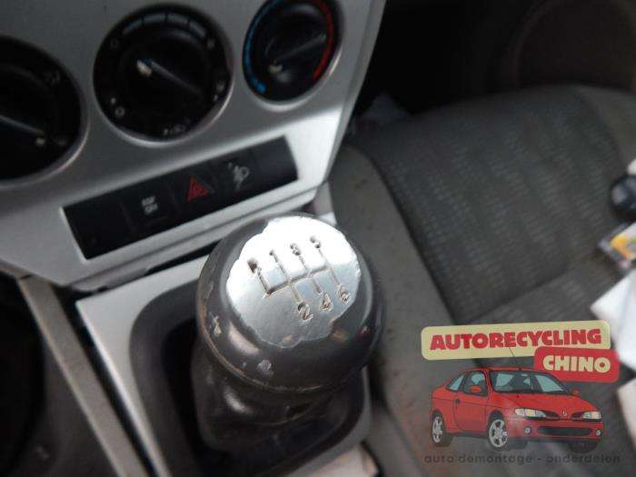 Dodge Caliber 2.0 CRD 16V Sloopvoertuig (2006, Zwart)