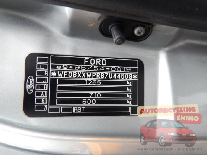 Ford Ka I 1.3i Sloopvoertuig (2008, Grijs)