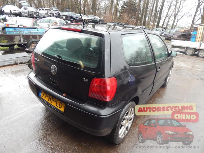 Volkswagen Polo III 1.4 16V 75 Sloopvoertuig (2001, Zwart)