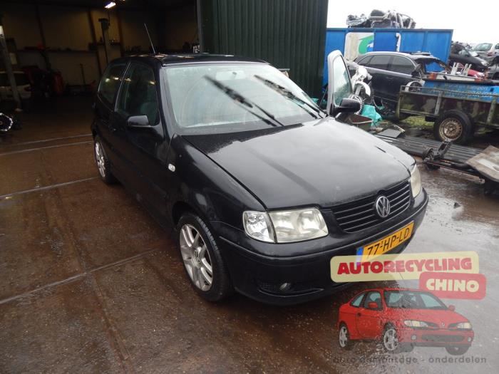 Volkswagen Polo III 1.4 16V 75 Sloopvoertuig (2001, Zwart)