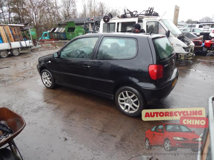 Volkswagen Polo III 1.4 16V 75 Sloopvoertuig (2001, Zwart)