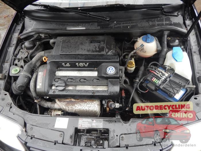 Volkswagen Polo III 1.4 16V 75 Sloopvoertuig (2001, Zwart)