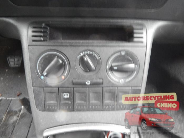 Volkswagen Polo III 1.4 16V 75 Sloopvoertuig (2001, Zwart)