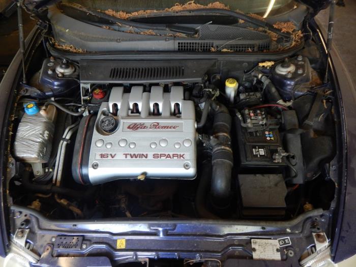 Alfa Romeo 147 1.6 Twin Spark 16V Sloopvoertuig (2001, Blauw)