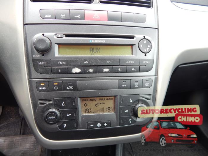 Fiat Grande Punto 1.4 Sloopvoertuig (2006, Grijs)