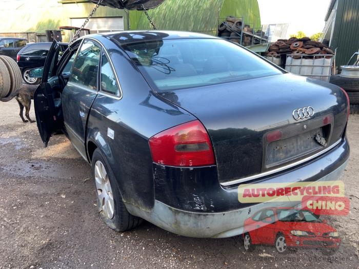 Audi A6 2.4 V6 30V Sloopvoertuig (1999, Zwart)