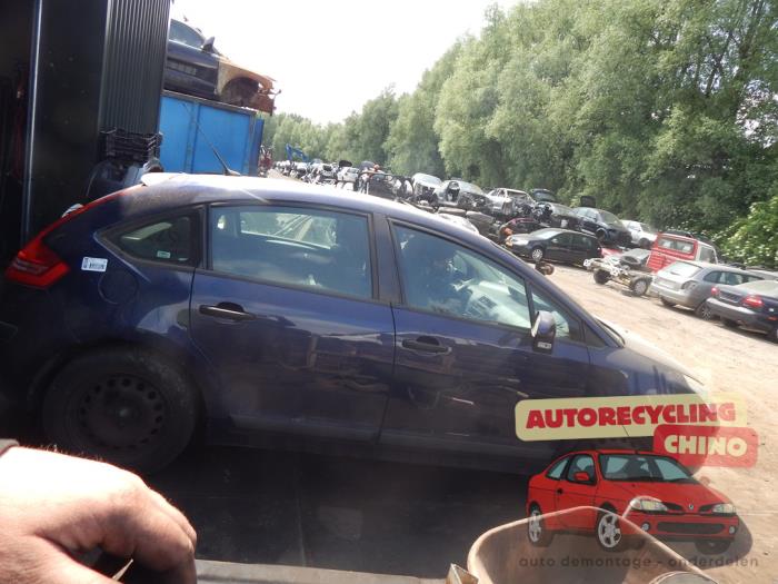 Citroen C4 Berline 1.6 16V Sloopvoertuig (2006, Blauw)