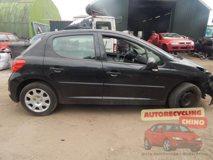 Peugeot 207/207+ 1.4 16V Sloopvoertuig (2006, Zwart)