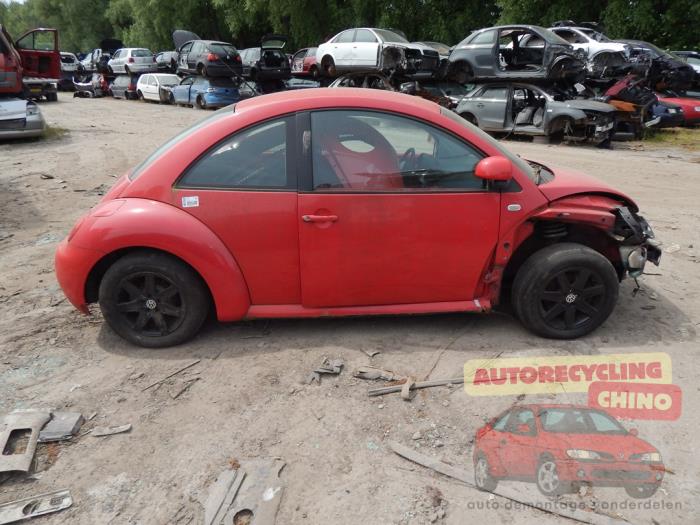 Volkswagen New Beetle 2.0 Sloopvoertuig (1999, Rood)