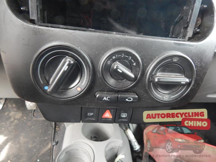 Volkswagen New Beetle 2.0 Sloopvoertuig (1999, Rood)