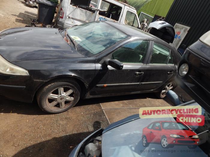 Renault Laguna II 2.0 16V Sloopvoertuig (2004, Zwart)