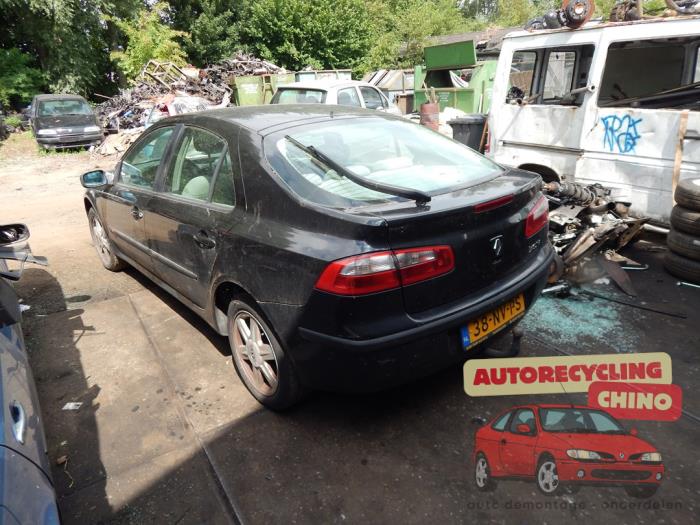 Renault Laguna II 2.0 16V Sloopvoertuig (2004, Zwart)