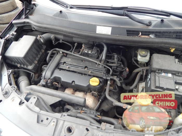 Opel Corsa D 1.4 16V Twinport Sloopvoertuig (2009, Zwart)