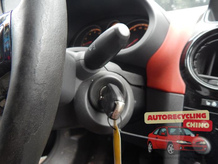 Opel Corsa D 1.4 16V Twinport Sloopvoertuig (2009, Zwart)