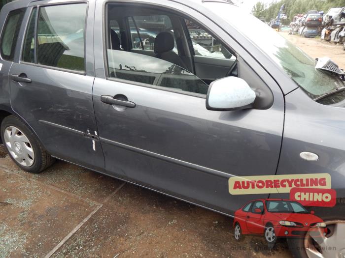 Mazda 2 1.25 16V Sloopvoertuig (2004, Grijs)