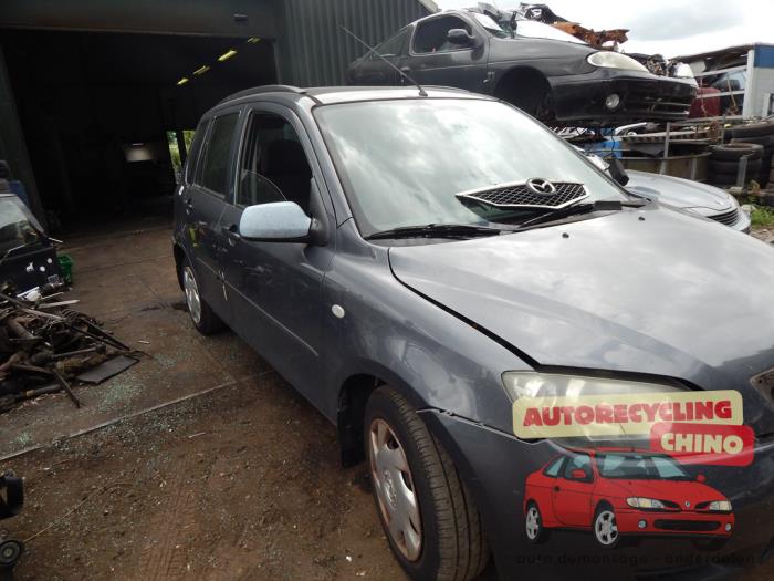 Mazda 2 1.25 16V Sloopvoertuig (2004, Grijs)