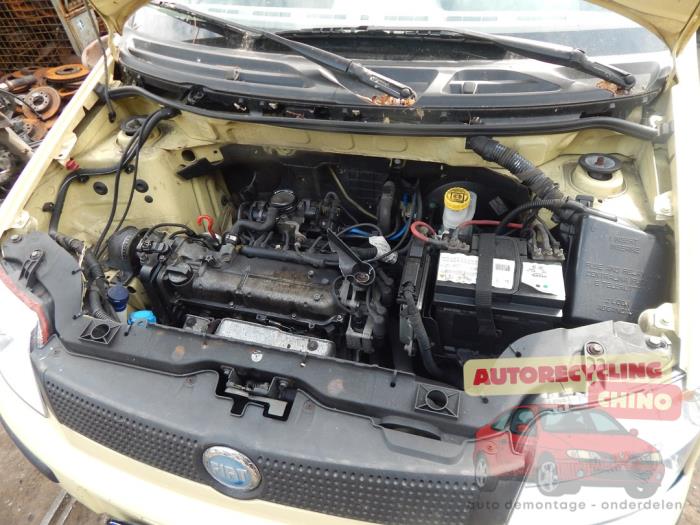 Fiat Panda 1.1 Fire Sloopvoertuig (2006, Geel)