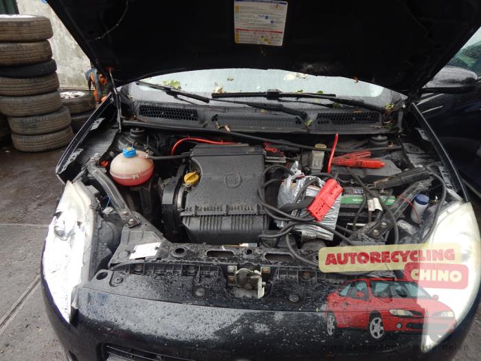 Fiat Bravo 1.4 16V Sloopvoertuig (2008, Zwart)