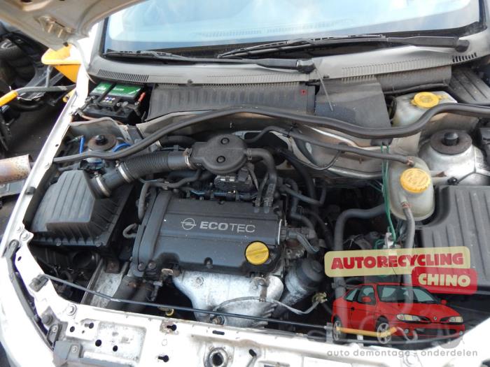 Opel Corsa C 1.2 16V Sloopvoertuig (2002, Grijs)