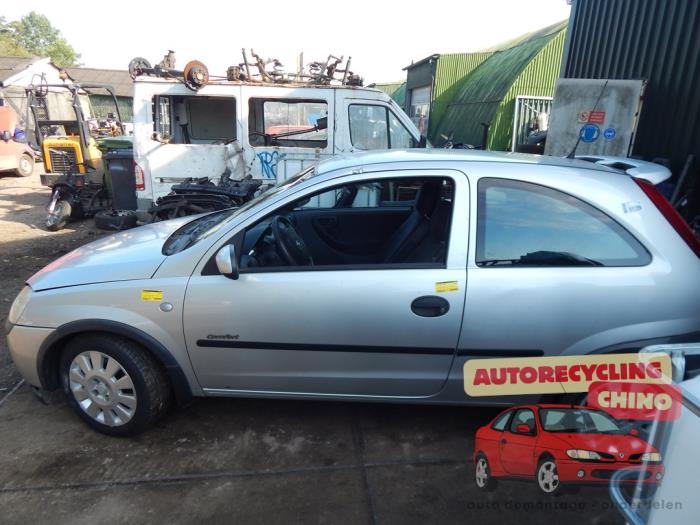 Opel Corsa C 1.2 16V Sloopvoertuig (2002, Grijs)