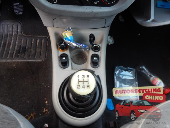 Citroen C3 1.1 Sloopvoertuig (2003, Rood)