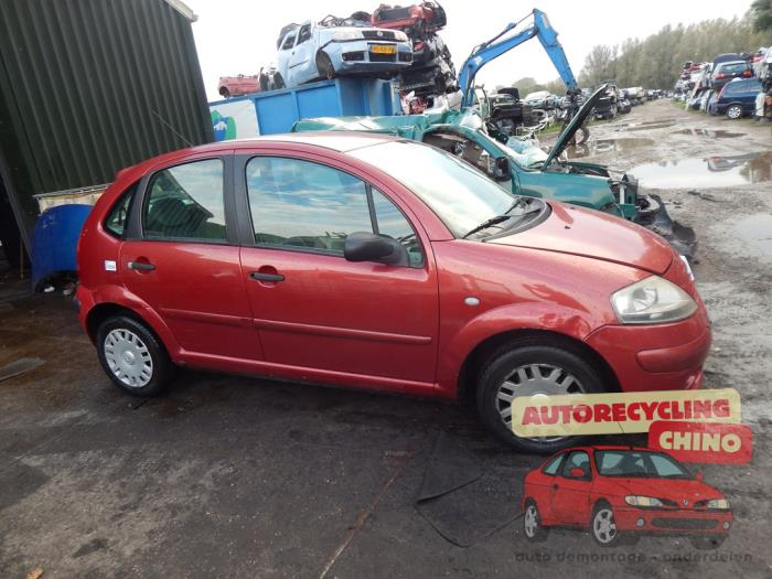 Citroen C3 1.1 Sloopvoertuig (2003, Rood)
