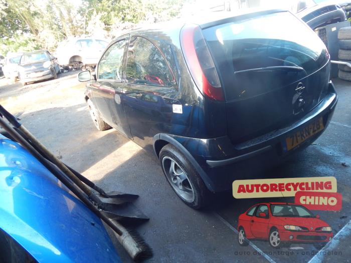 Opel Corsa C 1.2 16V Twin Port Sloopvoertuig (2005, Zwart)