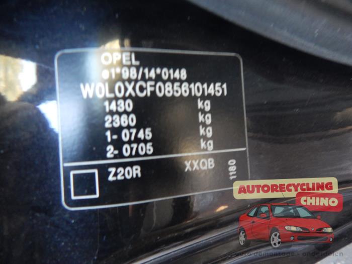 Opel Corsa C 1.2 16V Twin Port Sloopvoertuig (2005, Zwart)