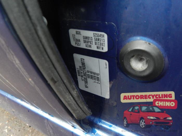Renault Laguna II 1.6 16V Sloopvoertuig (2002, Blauw)