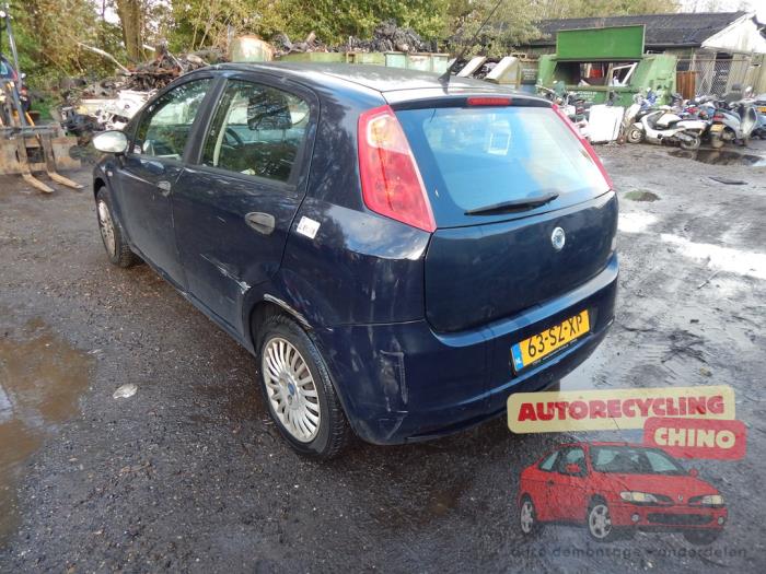 Fiat Grande Punto 1.3 JTD Multijet 16V Sloopvoertuig (2006, Blauw)