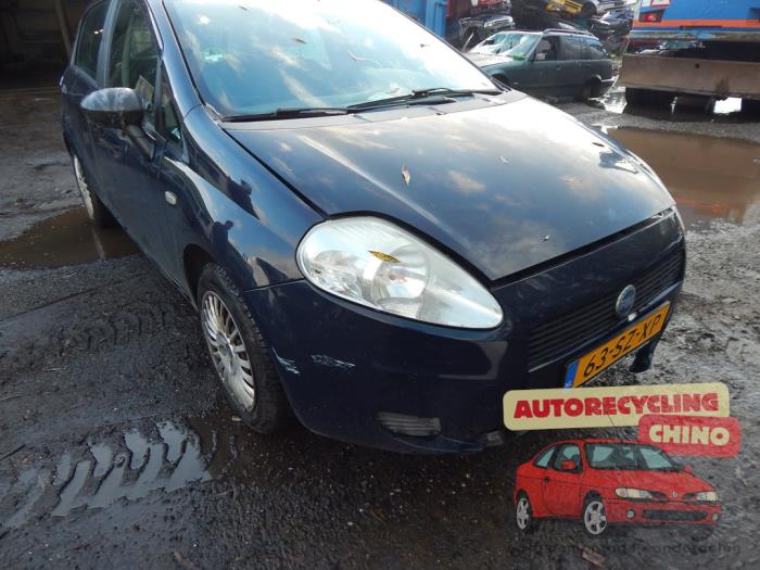 Fiat Grande Punto 1.3 JTD Multijet 16V Sloopvoertuig (2006, Blauw)