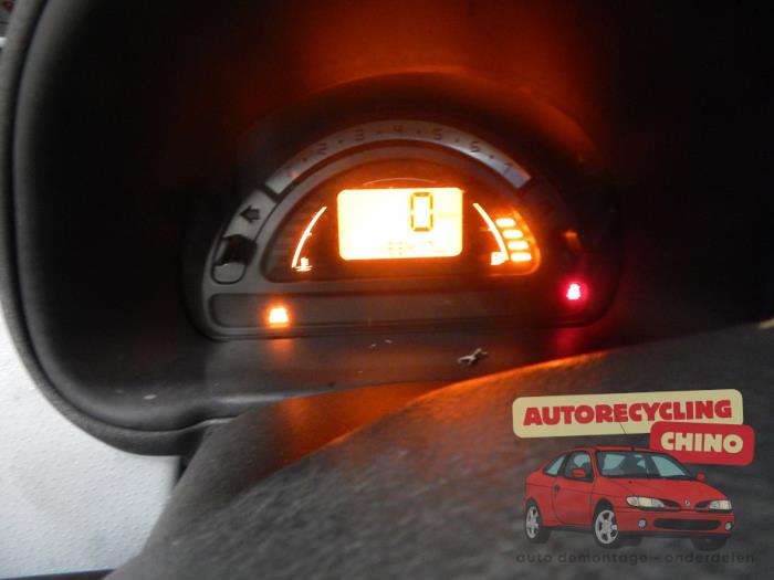 Citroen C3 1.1 Sloopvoertuig (2003, Zwart)