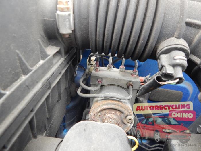 Suzuki Wagon-R+ 1.3 16V Sloopvoertuig (2000, Blauw)