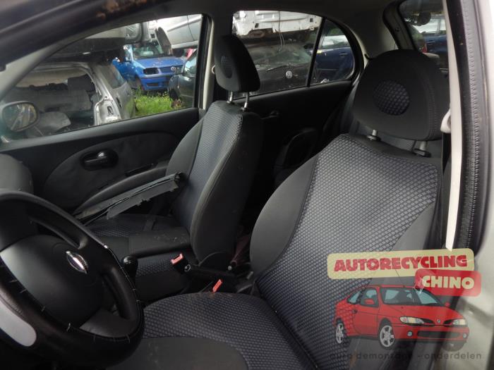 Nissan Micra 1.2 16V Sloopvoertuig (2007, Grijs)