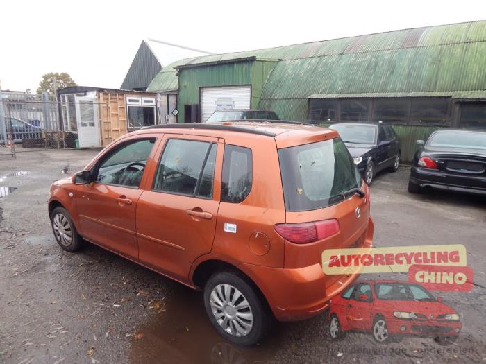 Mazda 2 1.4 16V Sloopvoertuig (2003, Oranje)