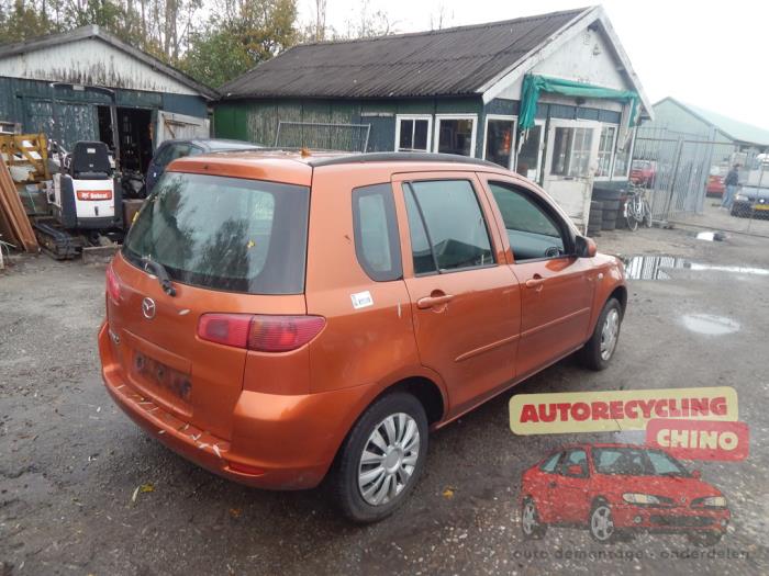 Mazda 2 1.4 16V Sloopvoertuig (2003, Oranje)