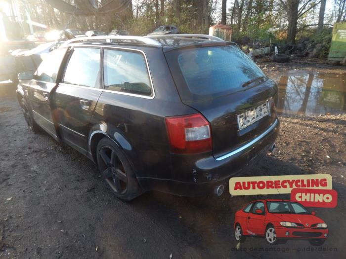 Audi A4 Avant 2.0 20V Sloopvoertuig (2002, Zwart)