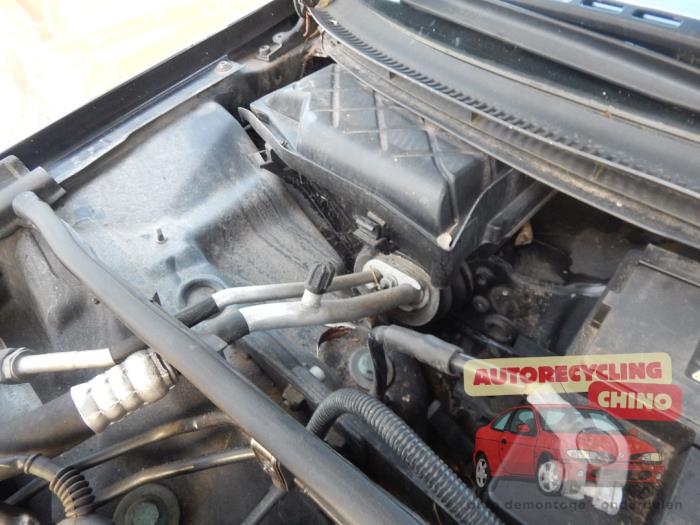 Audi A4 Avant 2.0 20V Sloopvoertuig (2002, Zwart)