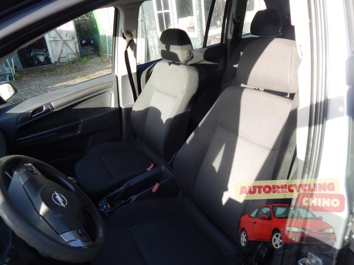 Opel Zafira 1.9 CDTI Sloopvoertuig (2006, Grijs)
