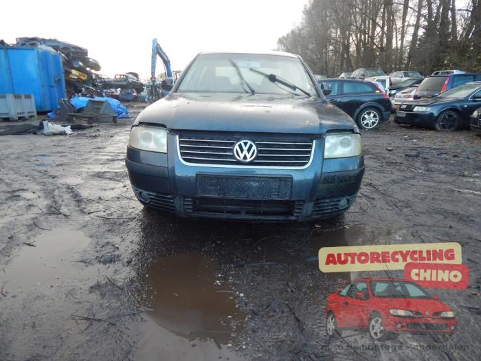 Volkswagen Passat 1.9 TDI 100 Sloopvoertuig (2001, Blauw)