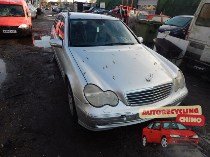Mercedes C Combi 2.0 C-200K 16V Sloopvoertuig (2002, Grijs)