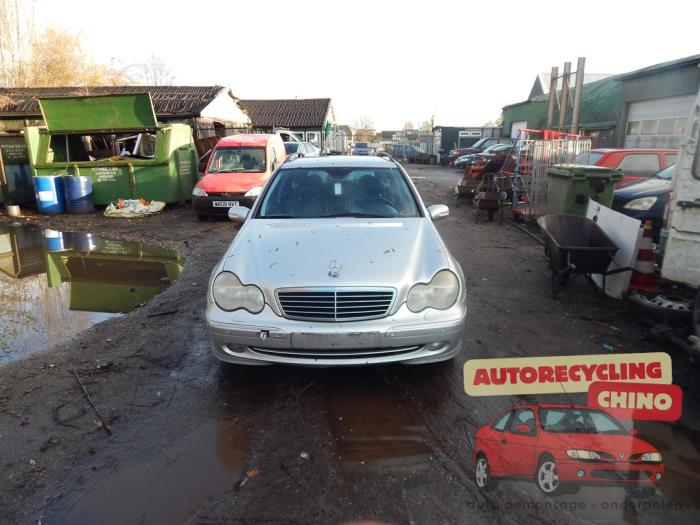 Mercedes C Combi 2.0 C-200K 16V Sloopvoertuig (2002, Grijs)